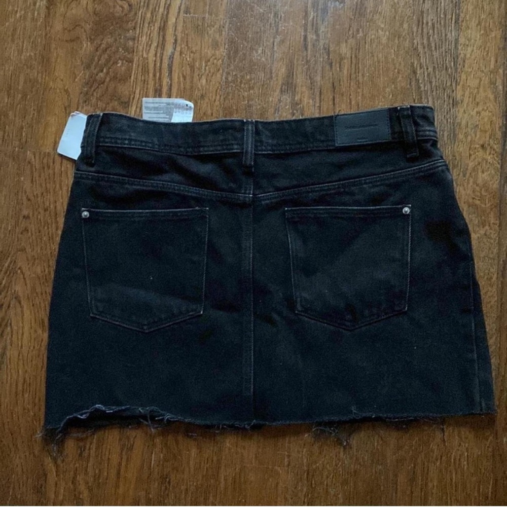 Zara Black Frayed Hem Mini Skirt